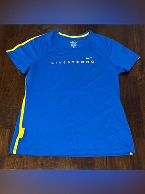 Nike Dri-FIT Blue Livestrong Athletic Shirt Women’s Size M
